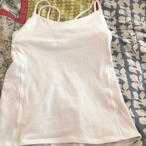 Lululemon white tank !!